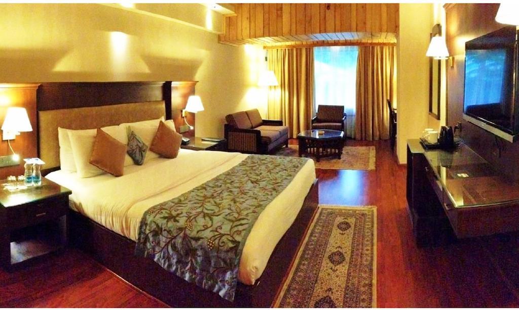 Hotel Broadway Srīnagar Camera foto