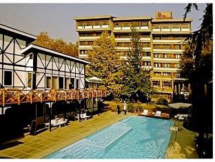 Hotel Broadway Srīnagar Esterno foto
